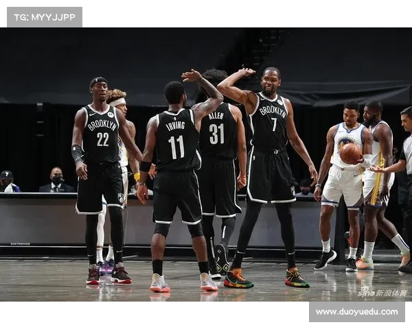 NBA新赛季揭幕战精彩纷呈 超越期待的激烈对决引爆球迷热情